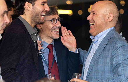 Investors meeting at a sponsored Leadvent session